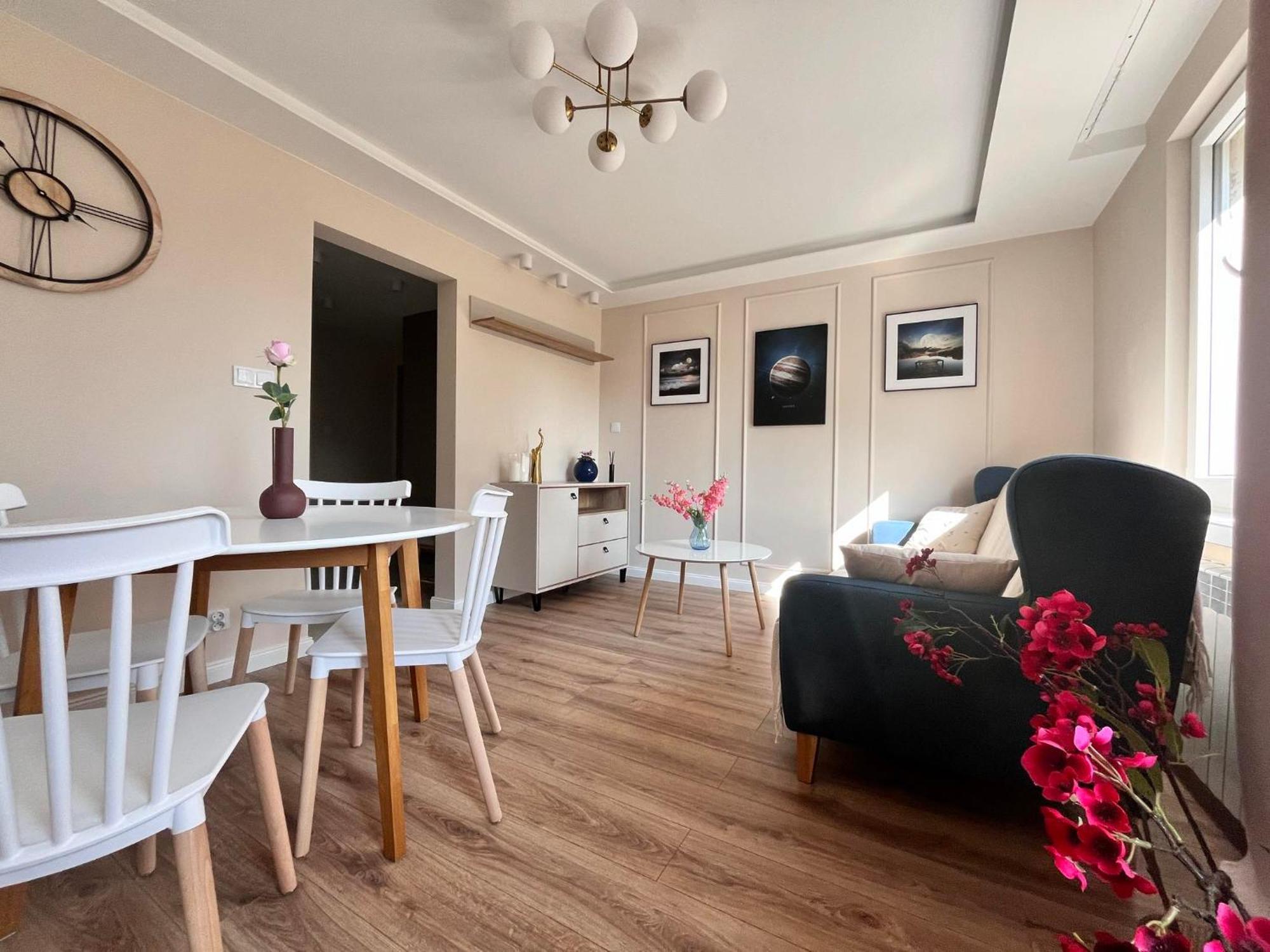 Prestige Apartment Bohaterow Warszawy Kielce Zewnętrze zdjęcie