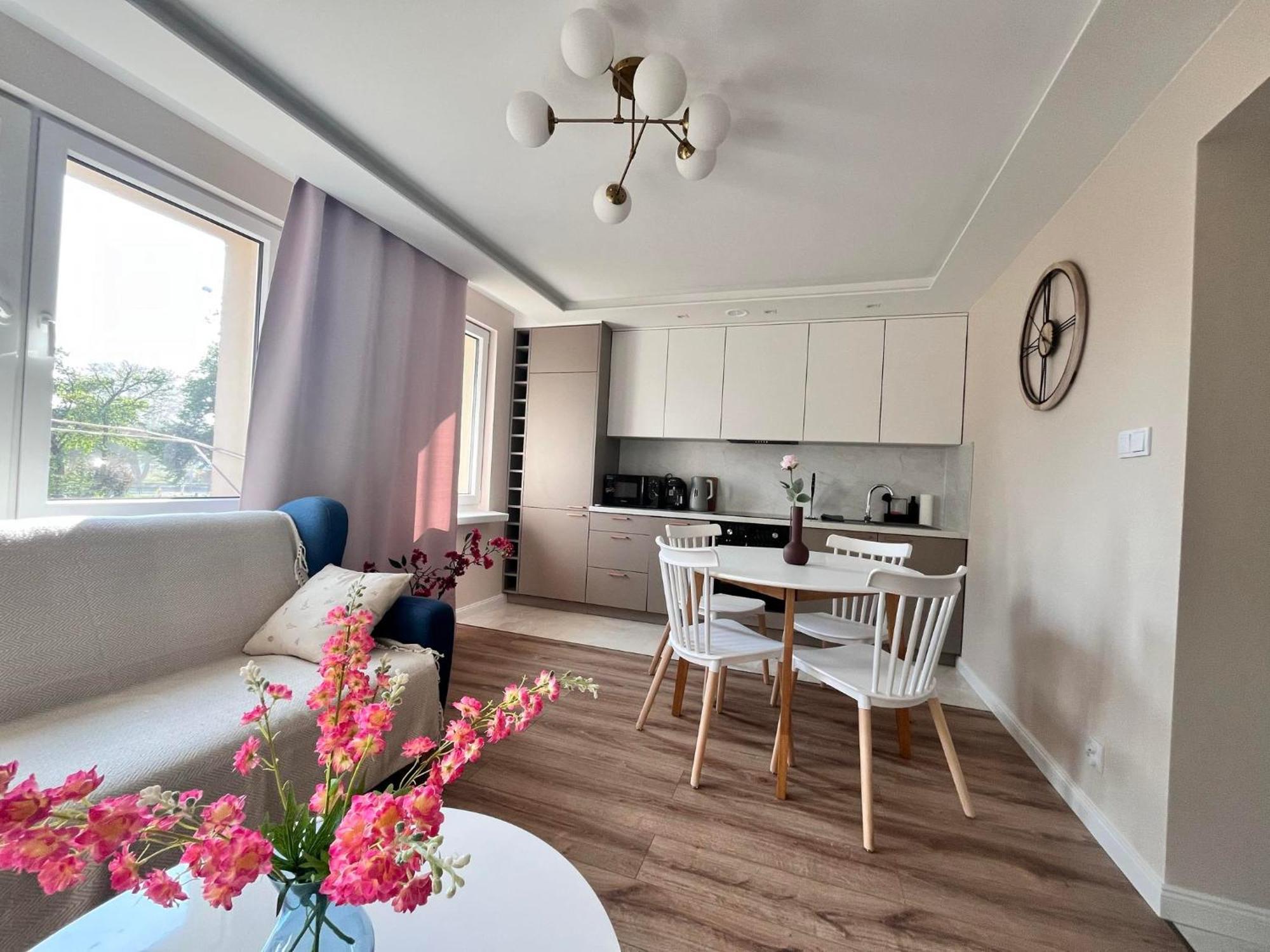 Prestige Apartment Bohaterow Warszawy Kielce Zewnętrze zdjęcie